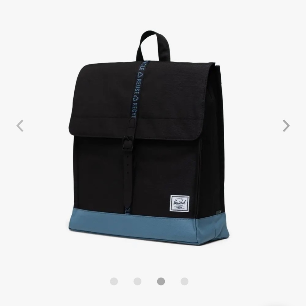 Hershel Supply Company City Backpack, Black/Blue.